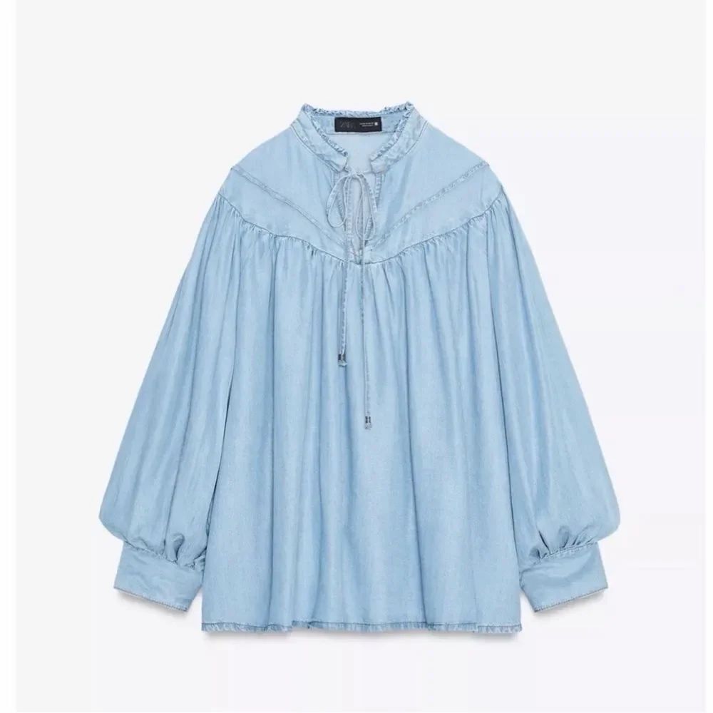 Zara Denim Blue Flowy Jeans Top(Size Large)